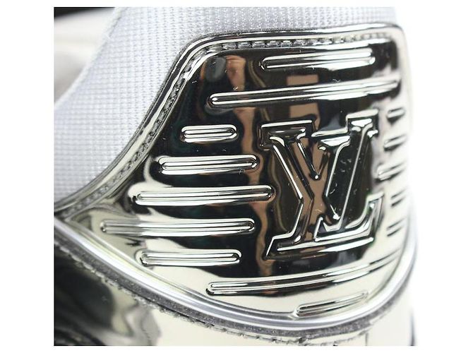 Louis Vuitton men's 10 US Virgil Abloh Silver Mirror Sneaker - view 9