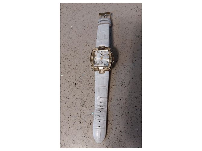 Relógio Guess com pulseira de couro branco - vista 2