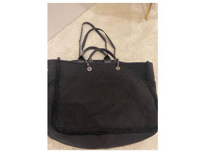 Borsa Deauville Chanel in cotone nero - vista 2