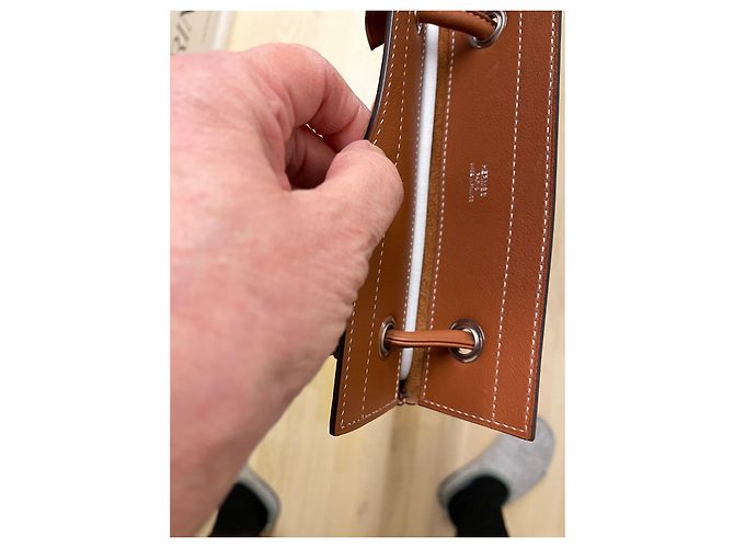 Borsa Hermès Aline in pelle color caramello - vista 5