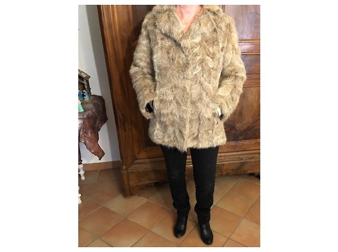 Autre Marque Abrigo de piel de marmota beige talla 38 - vista 3
