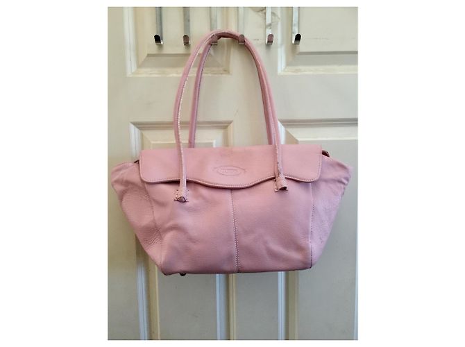 Borsa a tracolla Tod's grande rosa con patta e chiusura magnetica - vista 2