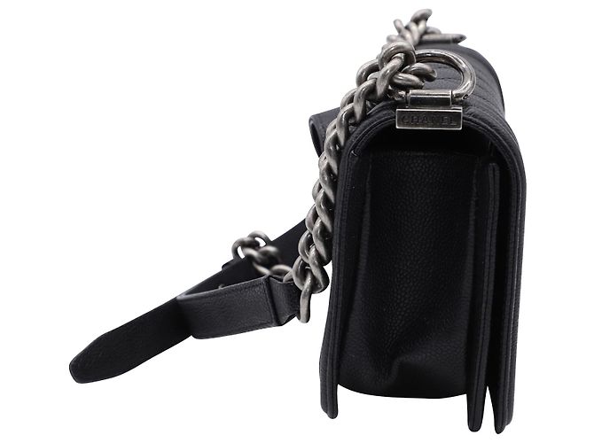 Bolsa Chanel Small Boy em couro de bezerro preto - vista 2