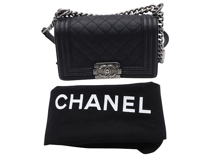 Bolsa Chanel Small Boy em couro de bezerro preto - vista 5