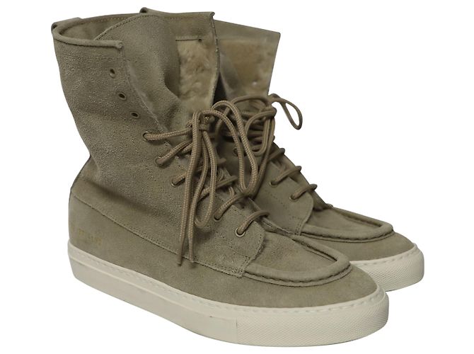 Autre Marque Sneakers alte Common Projects Tournament Shearling in camoscio grigio - vista 3