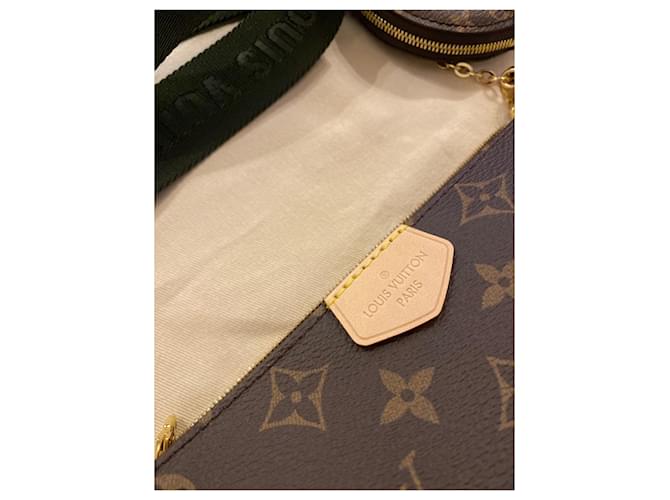 Louis Vuitton Multi Pochette Monogram Tela Verde Verde scuro - vista 3