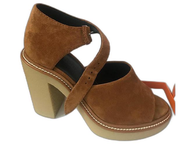 Sandali Hermès Drew in pelle scamosciata marrone chiaro - vista 2