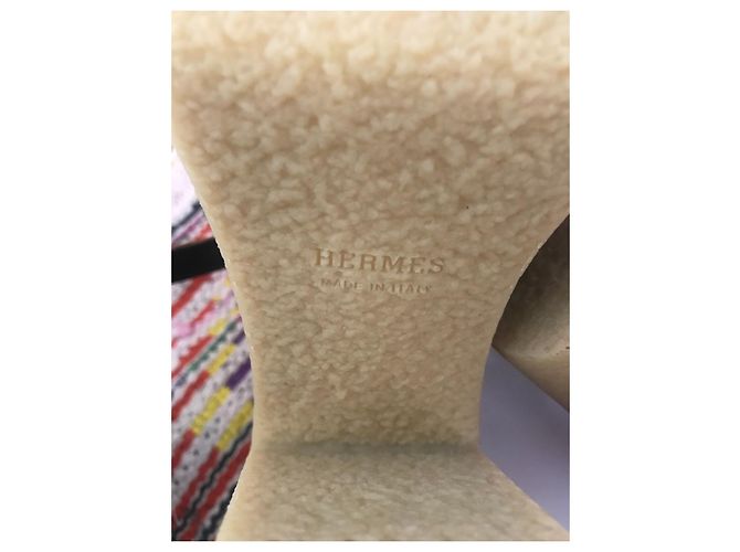 Sandali Hermès Drew in pelle scamosciata marrone chiaro - vista 5