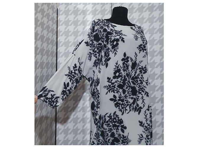By Malene Birger Seidenkleid Grau Mehrfarben - Ansicht 2