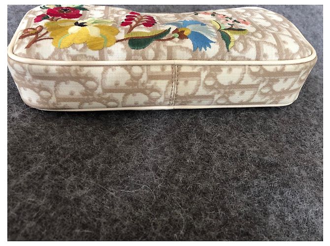 Pochette Christian Dior in tela beige - vista 2
