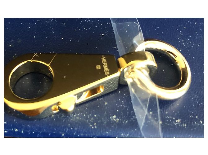 Constance Hermès chaveiro rifle Gold hardware - vista 2