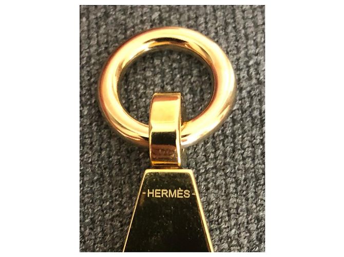 Constance Hermès chaveiro rifle Gold hardware - vista 4