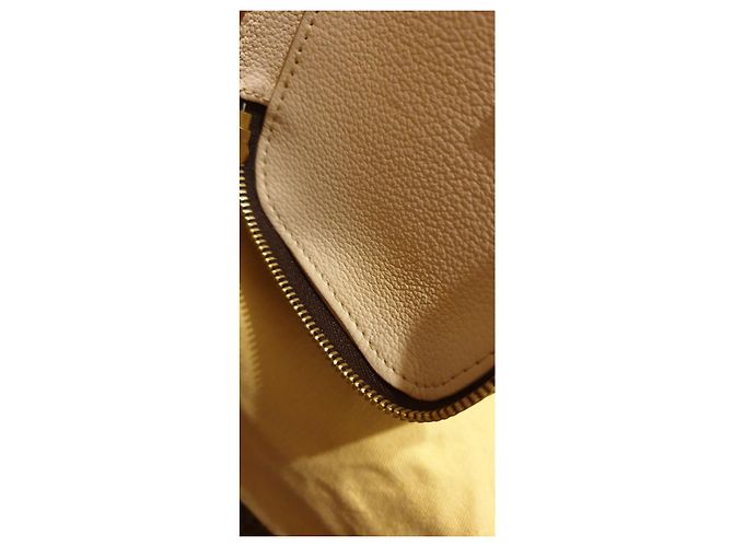 Louis Vuitton Trousse Blush PM Marrón de Tela Castaño - vista 7