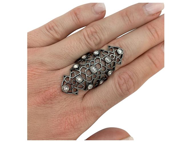 Anello Repossi "Moor" in oro annerito e diamanti. - vista 7
