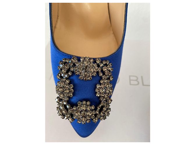 Manolo Blahnik hangisi - vista 2