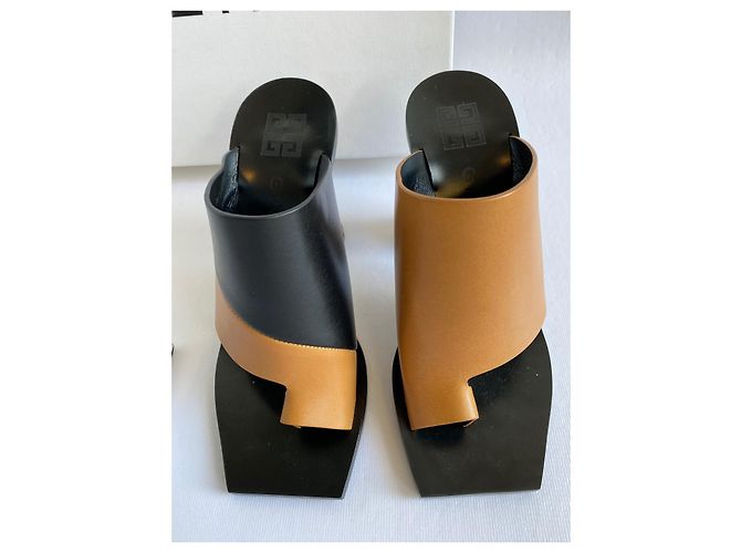 Givenchy Mules - vista 2