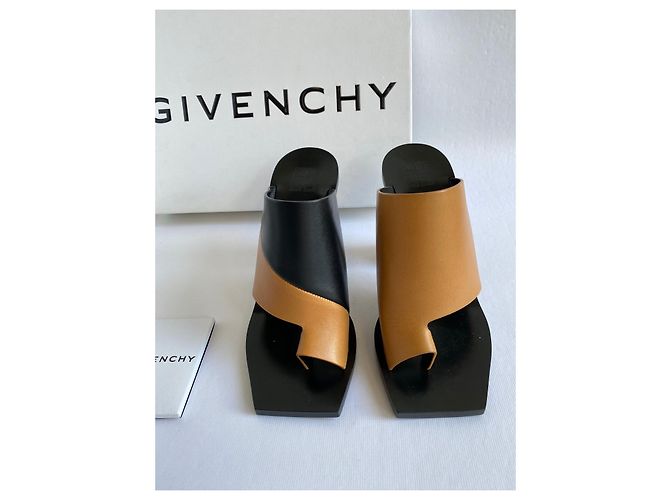 Givenchy Mules - vista 5
