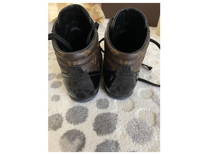 Louis Vuitton Ascender Negro - vista 3