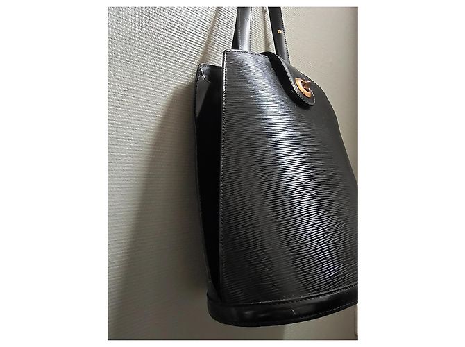 Louis Vuitton Cluny in pelle epi nera Nero - vista 4