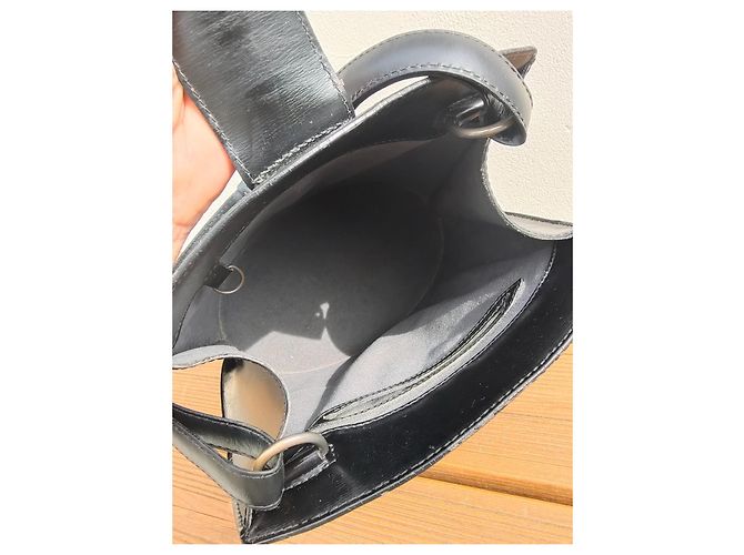 Louis Vuitton Cluny in pelle epi nera Nero - vista 6