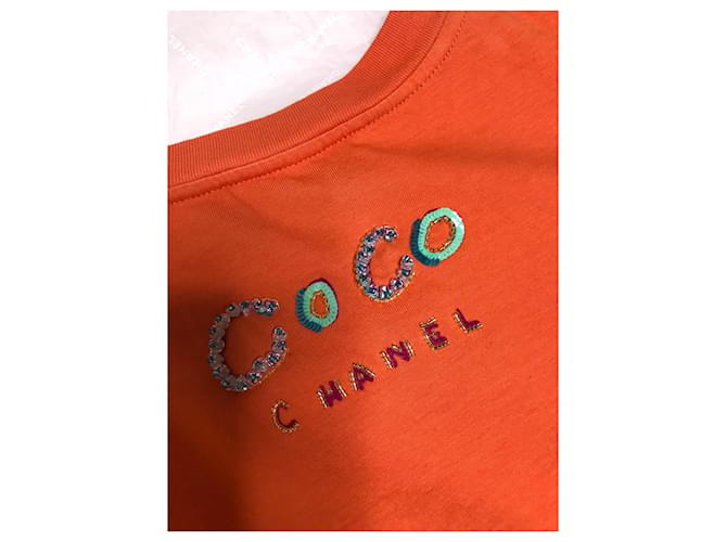 Colección cápsula Chanel x Pharrell Naranja - vista 6