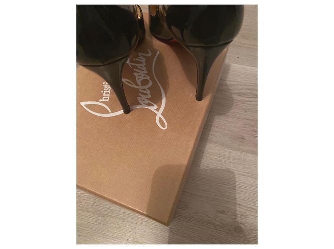 Décolleté Christian Louboutin Decoltissimo in pelle nera Nero - vista 5