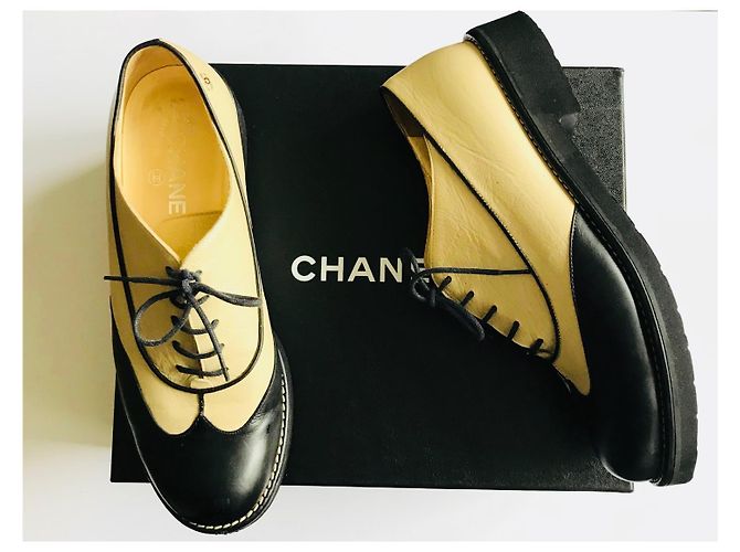 Chanel Derby, Brogues Schwarz Beige - Ansicht 21