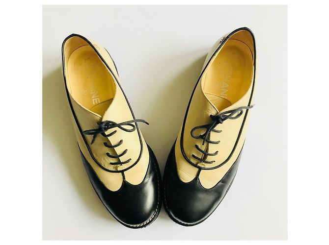 Chanel Derby, Brogues Schwarz Beige - Ansicht 5