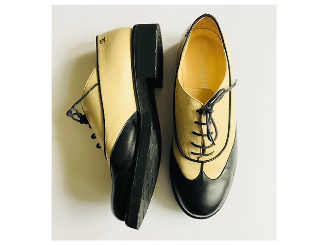 Chanel Derby, Brogues Schwarz Beige - Ansicht 8