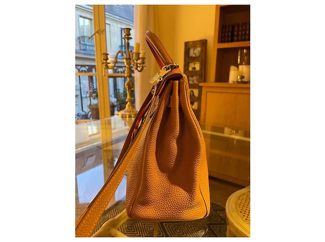 Hermès Kelly 32 pelle oro cm Beige - vista 11
