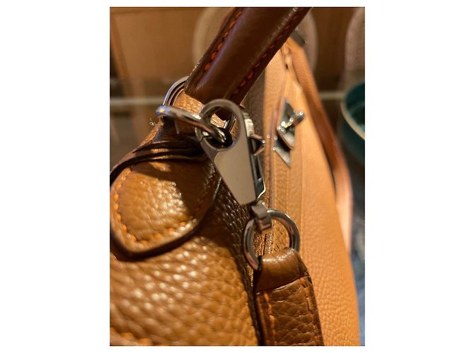 Hermès Kelly 32 pelle oro cm Beige - vista 5