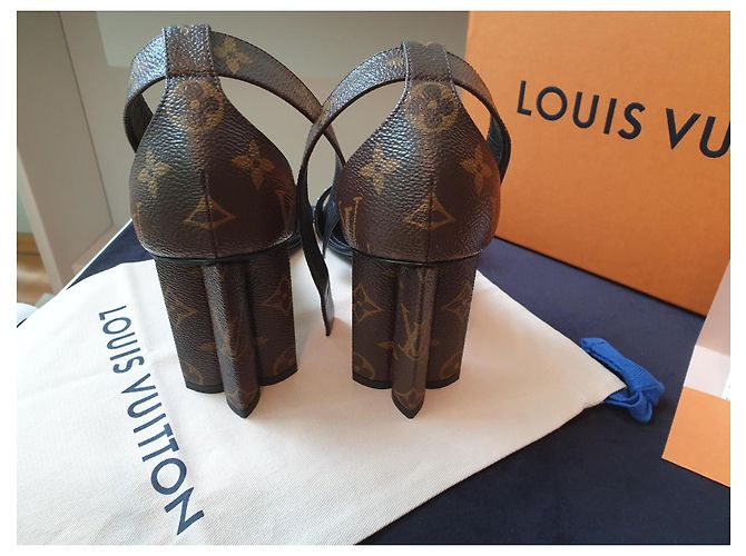 Louis Vuitton SANDALO A SILUETTA Marrone Nero - vista 5
