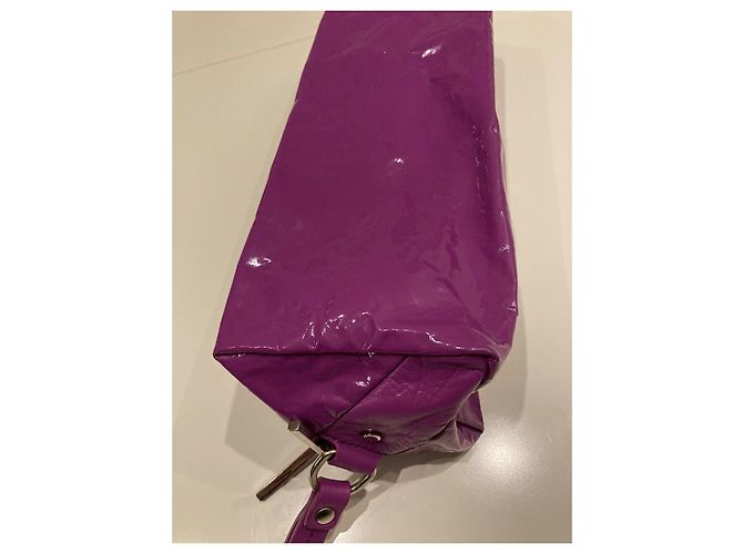 Issey Miyake L'iconica borsa Pleats Please viola Porpora - vista 12