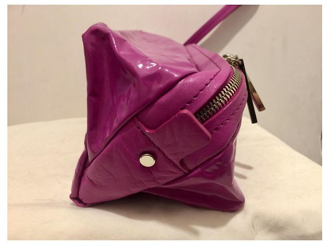 Issey Miyake L'iconica borsa Pleats Please viola Porpora - vista 5