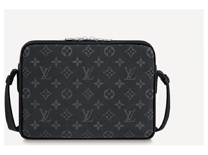 Louis Vuitton LV Outdoor messenger novo Preto - vista 2