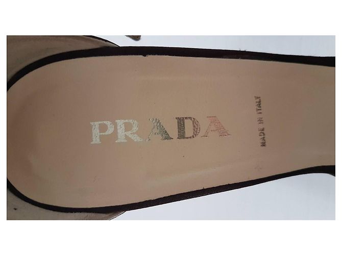 Sandali Prada in Satin Marrone Scuro Tacco 9cm - vista 4