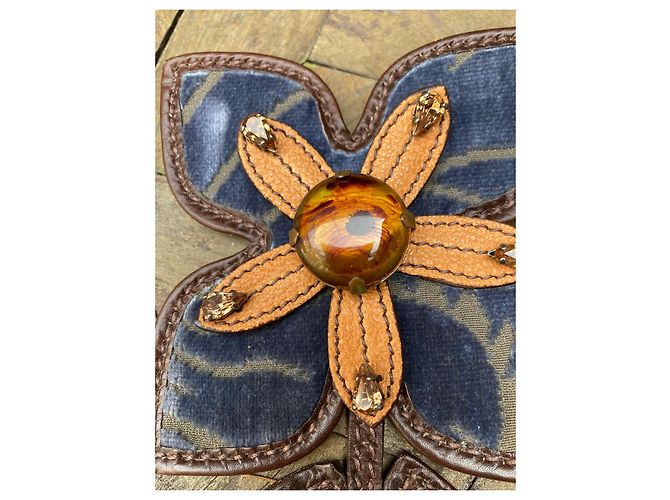 Sublime broche grande de Miu Miu - vista 3