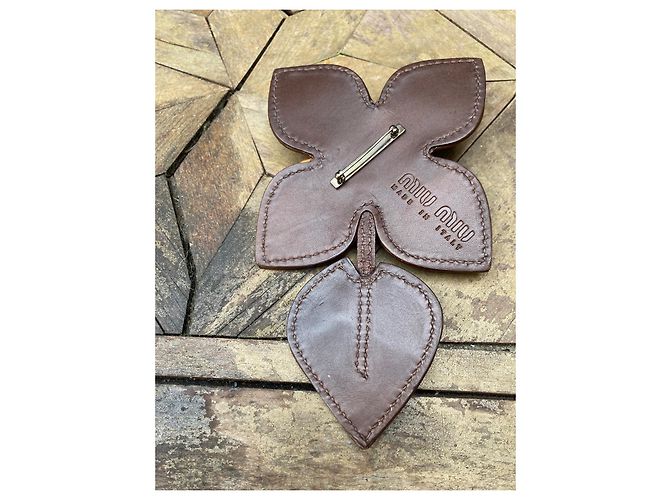 Sublime broche grande de Miu Miu - vista 5