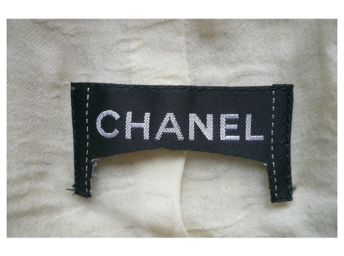 CHANEL Kurze beige Tweedjacke BE T38 Mehrfarben - Ansicht 15