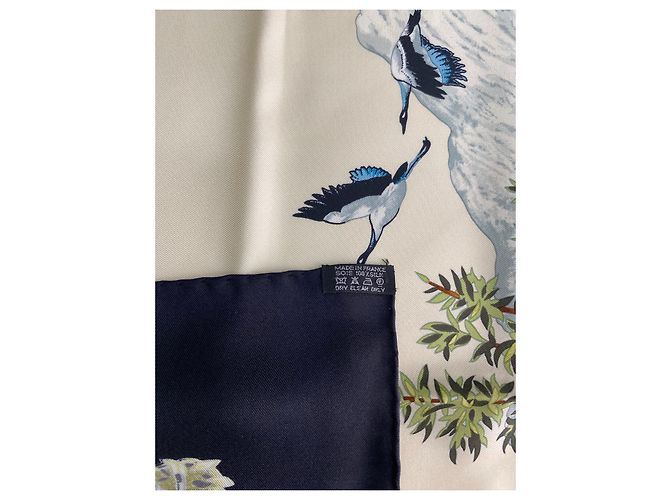 Sciarpa in seta Hermès Sichuan 90 cm Multicolore - vista 5