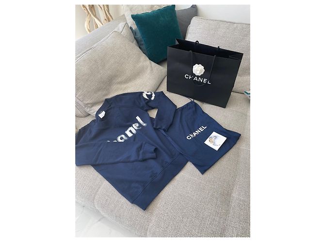 Chanel Christmas Edition Sweatshirt Marineblau Baumwolle - Ansicht 2