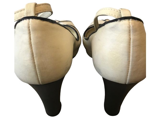 Autre Marque Loxwood-Lederpumps Aus weiß - Ansicht 11