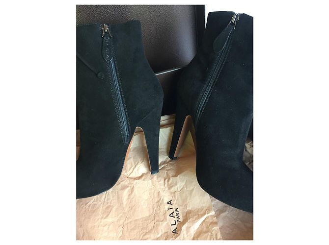 Autre Marque Botines AZZEDINE ALAIA en ante negro Talla 37 - vista 3