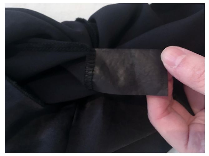 Autre Marque Seidiges Longtop mit ungesäumten Schnittkanten Schwarz Marineblau - Ansicht 11