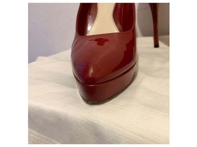 Gucci Hochhackiger Lackpumps in Dunkelrot mit stützendem Plateau Bordeaux - Ansicht 8