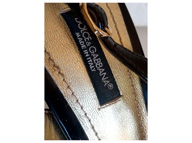 Sandali Dolce & Gabbana in pelle verniciata bordeaux - vista 15