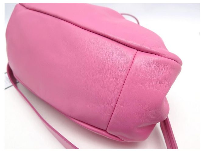 NOVA BOLSA DE FIM DE SEMANA MAX MARA PAsticCINO EM COURO NAPA COR-DE-ROSA - vista 5