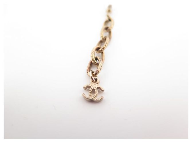 NEUF COLLIER CHANEL LOGO CC & PERLES SAUTOIR 105CM EN METAL DORE NECKLACE Doré - vue 3