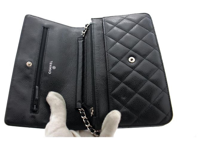 Wallet On Chain CHANEL Portafoglio con caviale su catena WOC Borsa a tracolla nera con tracolla Nero - vista 11