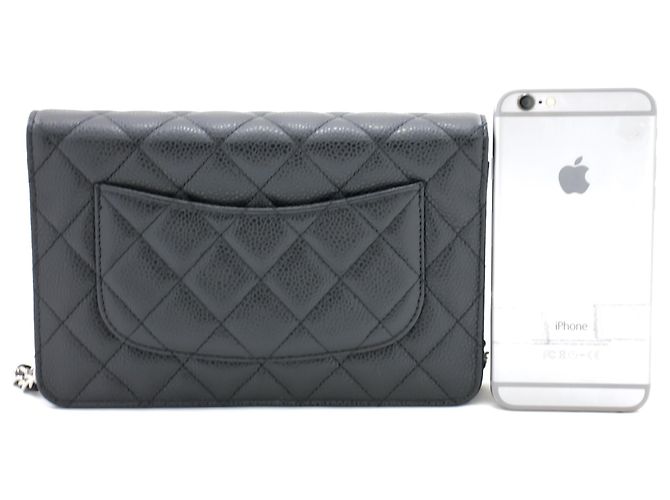 Wallet On Chain CHANEL Portafoglio con caviale su catena WOC Borsa a tracolla nera con tracolla Nero - vista 3